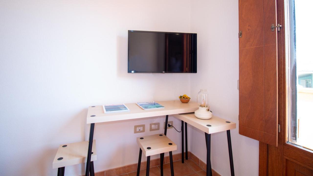 Sardinianworld - Su Pasiu Apartment Cabras Bagian luar foto