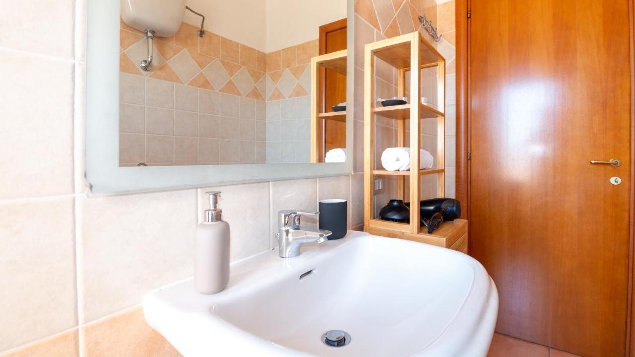Sardinianworld - Su Pasiu Apartment Cabras Bagian luar foto